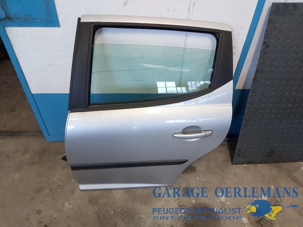 portier links voor peugeot 207 sw, Gebruikt, -, Deur, -
