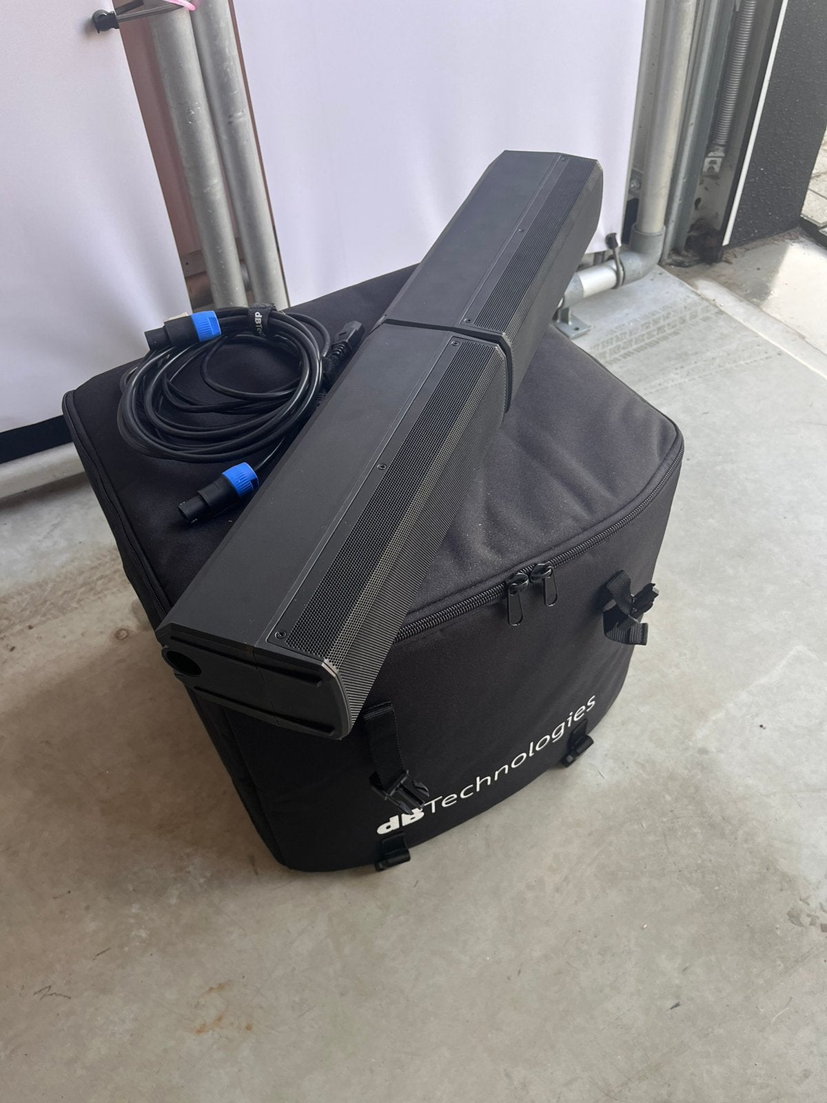 dB Technologies ES802 nieuw, Muziek en Instrumenten, Ophalen of Verzenden, Zo goed als nieuw, Overige instrumenten