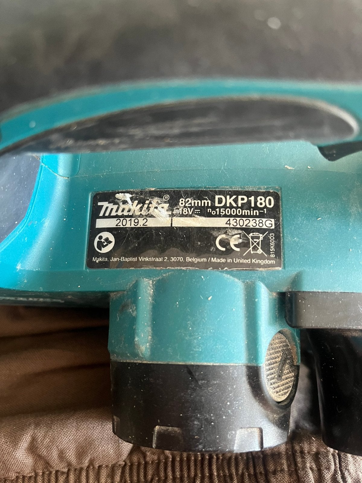 makita houtschaaf op accu  dkp180zj, Ophalen, Zo goed als nieuw, 600 tot 1200 watt