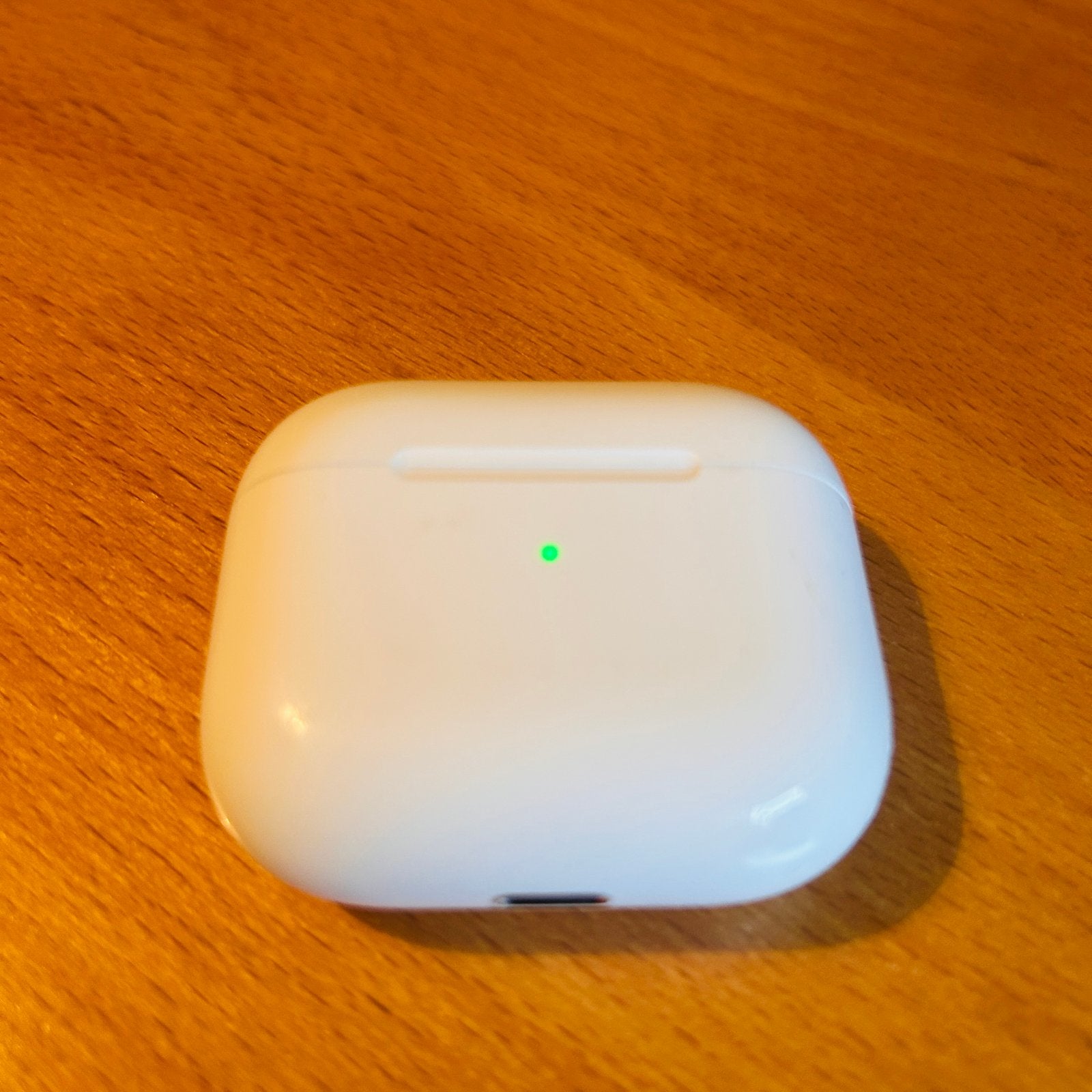 AirPods 3 Oplaadcase (zonder oortjes), Ophalen of Verzenden, Gebruikt, Overige merken, Draadloos