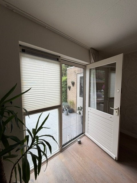 Meranti kozijn met deur te koop, Ophalen, Gebruikt