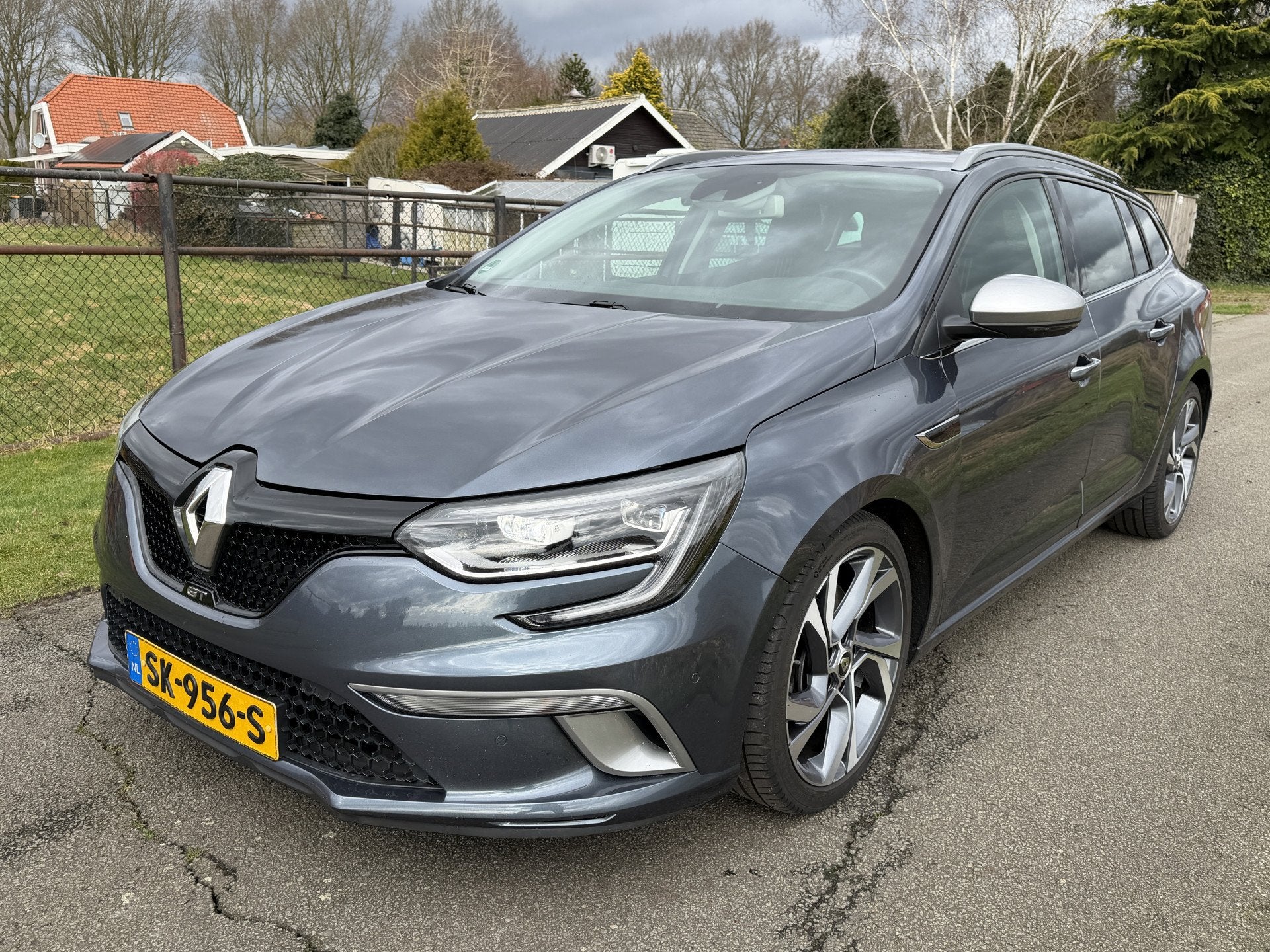 Renault Mégane Estate 1.6 TCe GT LED/CAMERA/NAVI/4-CONTROL, 1618 cc, Gebruikt, 4 cilinders, Leder en Stof