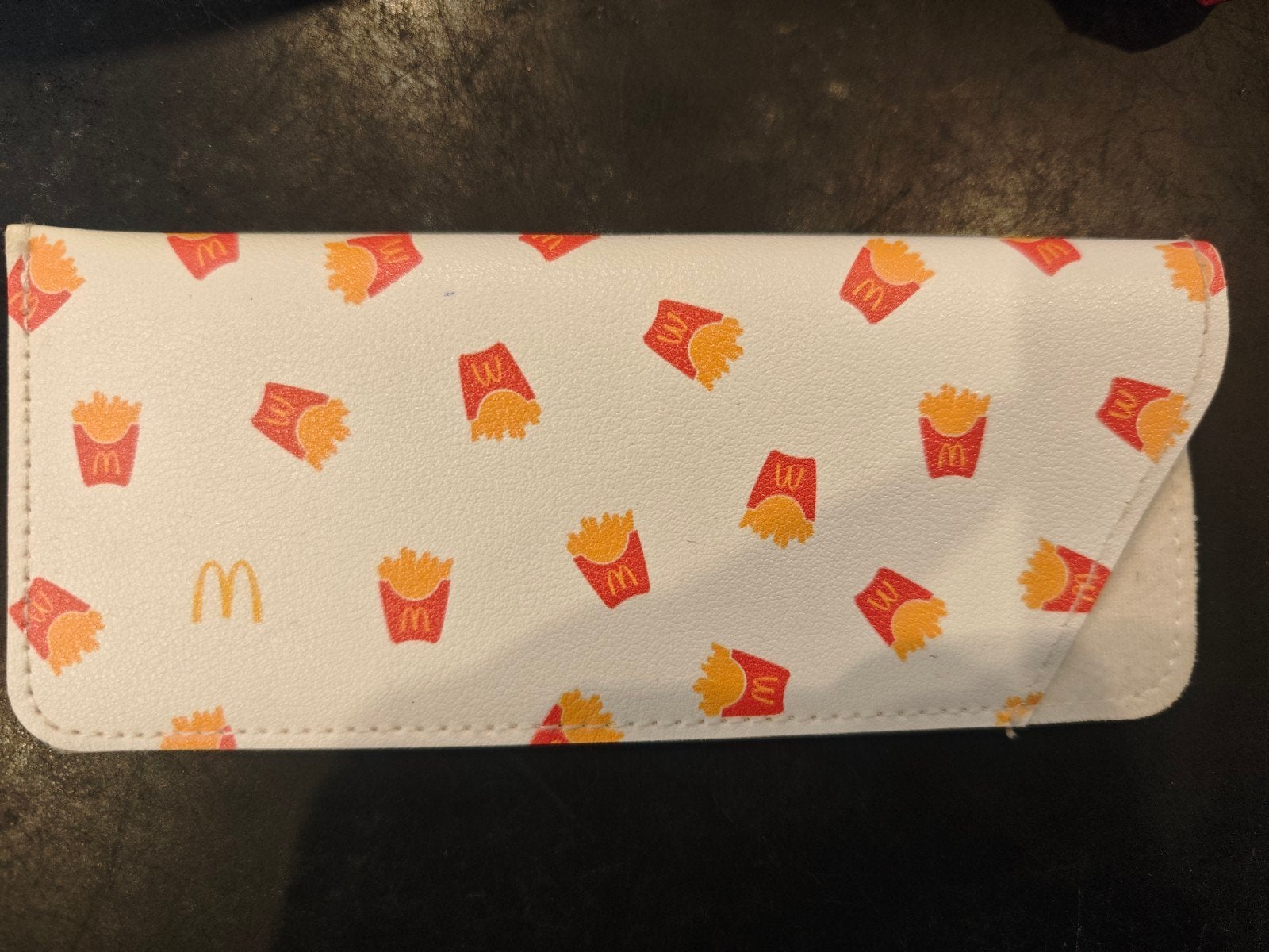 McDonalds zonnebril hoesje, Ophalen of Verzenden