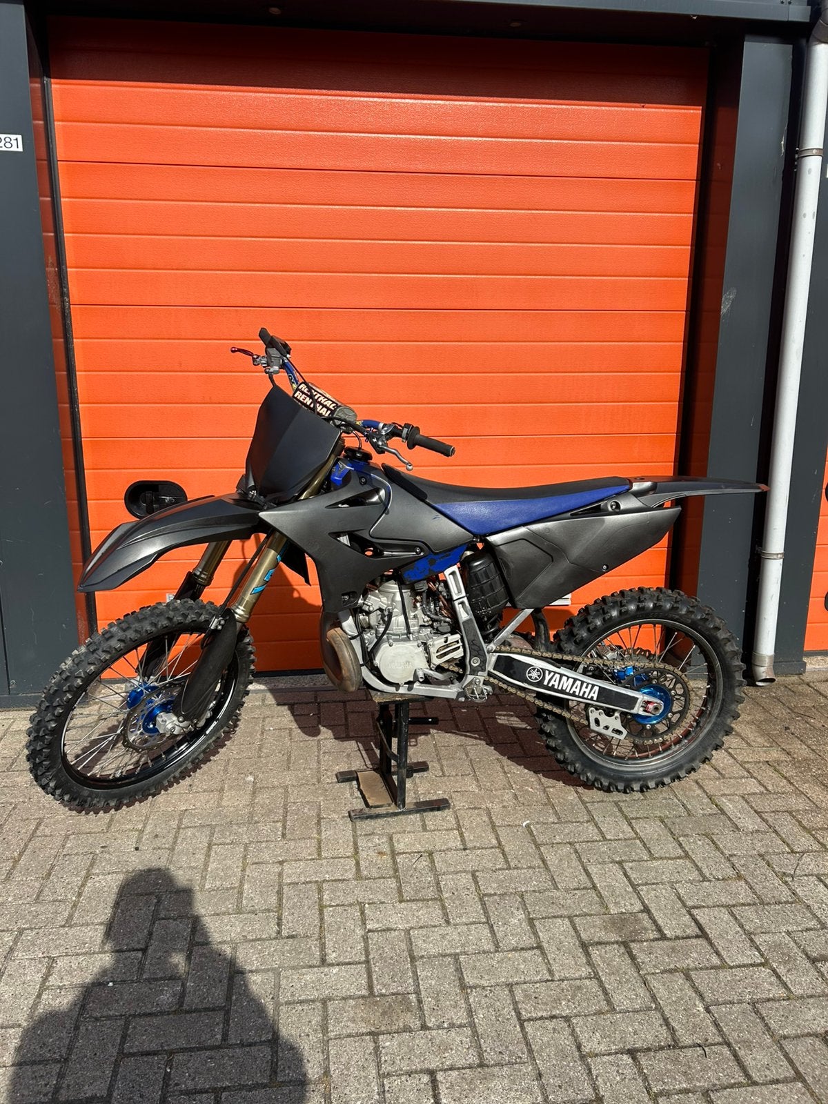 Yamaha yz 250 6 uur volledig gereviseerd + veel extras, Fietsen en Brommers, Brommers | Crossbrommers, Ophalen, Zo goed als nieuw