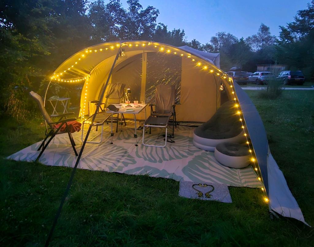 Cabanon Manga Basic 2016 - Ruimte en comfortabele vouwwagen, Caravans en Kamperen, Vouwwagens, Ophalen, Beige, Cabanon, Meer dan 6