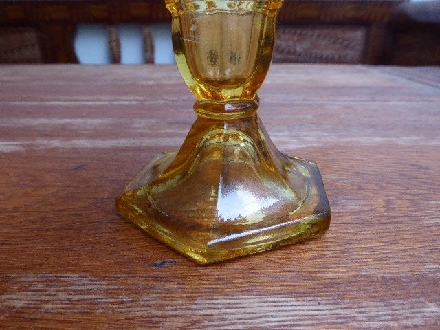 Art deco persglazen vaasje, 20 cm., Ophalen of Verzenden