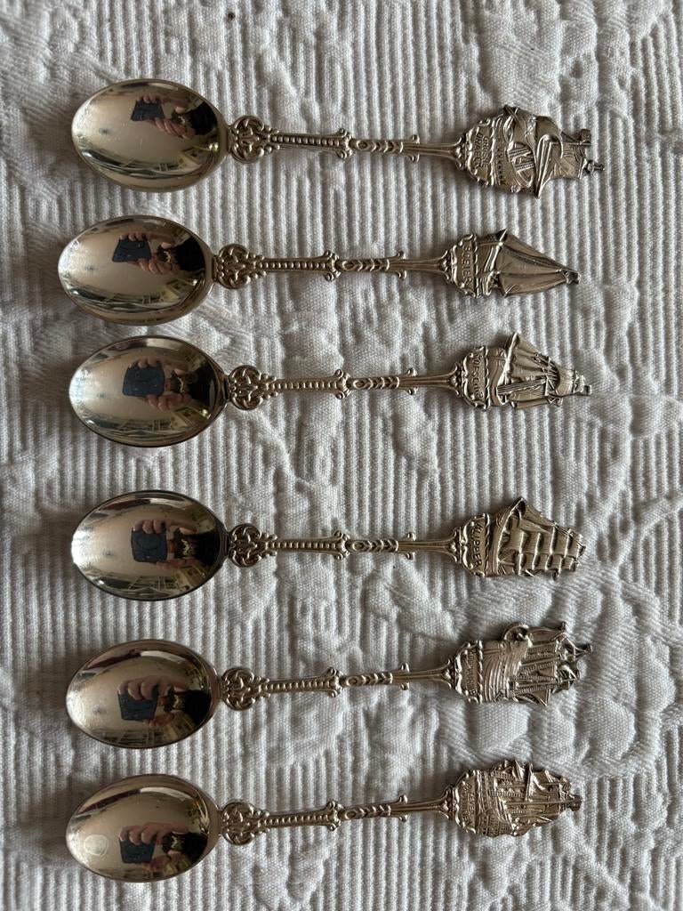 Vintage DE Set van 6 verzilverde herdenkingslepels 1950/60, Antiek en Kunst, Antiek | Bestek, Ophalen of Verzenden