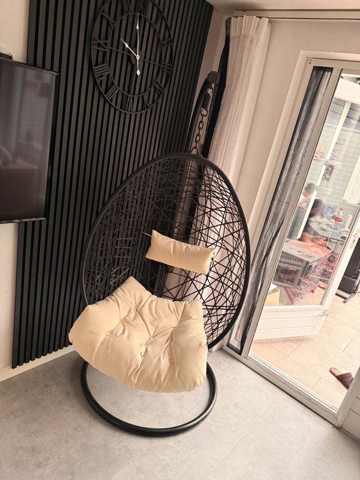 Prachtige zwarte Hangstoel Egg Chair Binnen+Buiten + Kussens, Ophalen, Zo goed als nieuw, Zwart, Eén