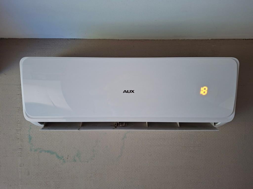 AUX Split Type Airconditioner ERP INVERTER 12000BTU, Witgoed en Apparatuur, Airco's, Ophalen, Gebruikt, 3 snelheden of meer, Energieklasse A of zuiniger