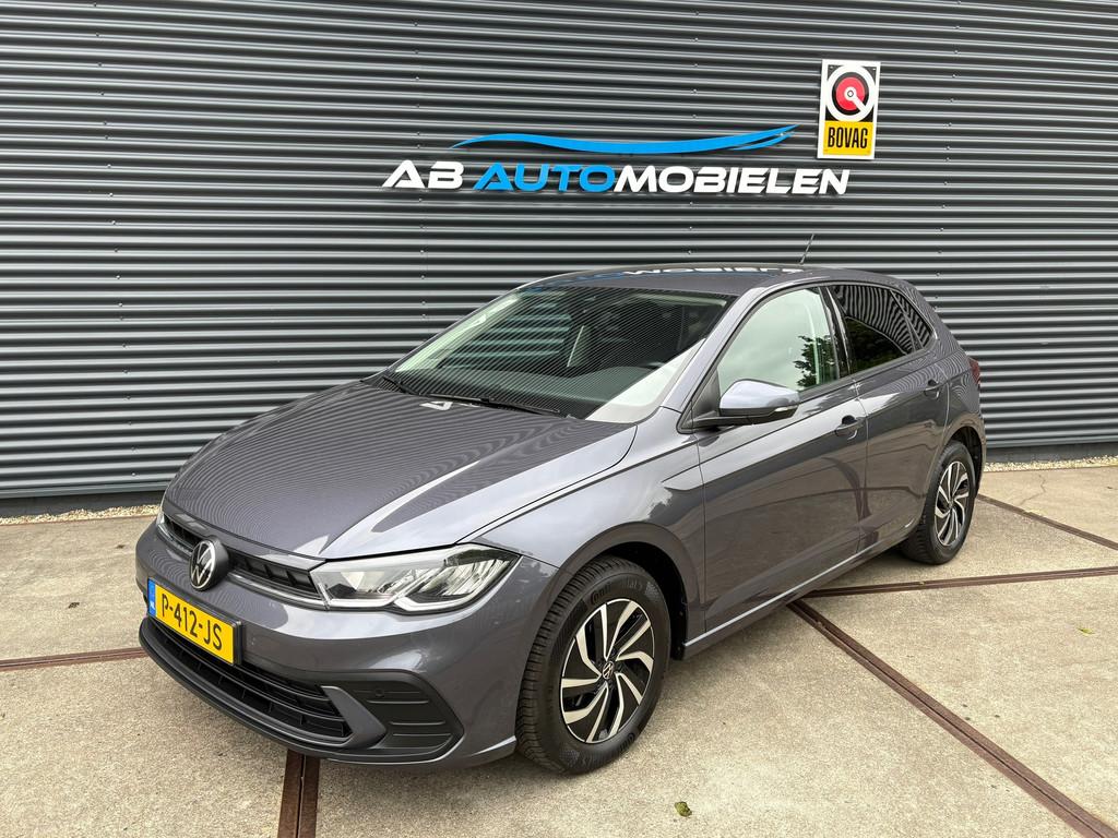Volkswagen Polo 1.0 TSI Life TREKHAAK/ CARPLAY/ PDC, Voorwielaandrijving, Gebruikt, Met garantie (alle), 1072 kg