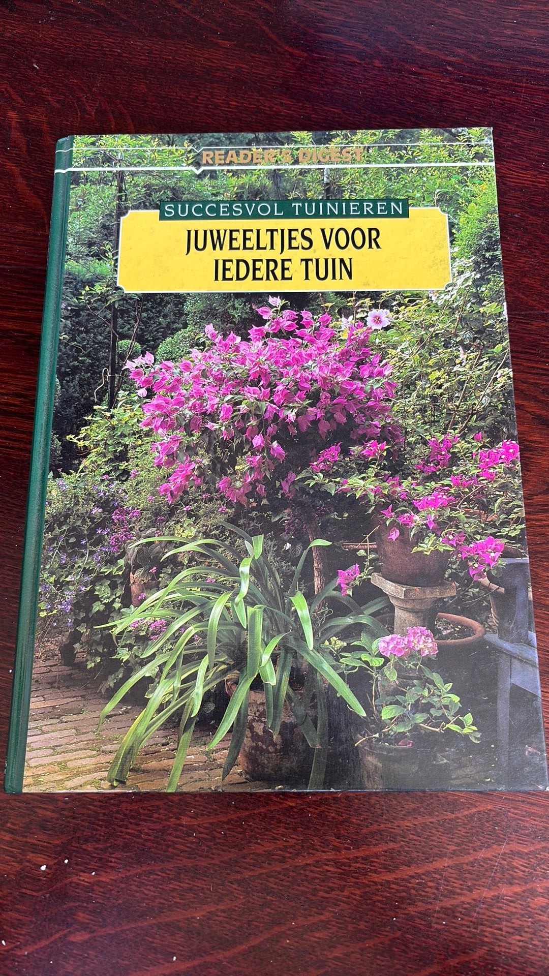 Succesvol tuinieren / Juweeltjes voor iedere tuin, Ophalen of Verzenden, Zo goed als nieuw, Tuinieren en Tuinplanten