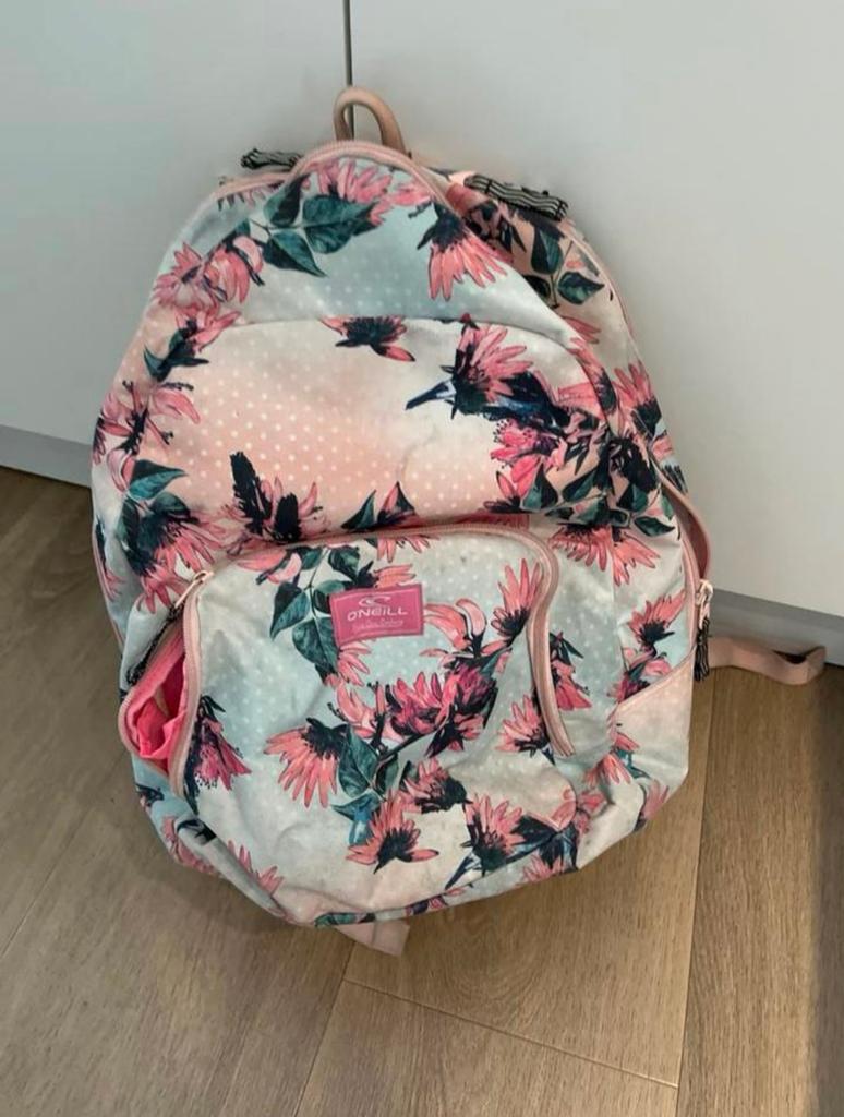 O'Neill rugzak met bloemenprint, Gebruikt, 25 tot 40 cm, Ophalen of Verzenden, Overige merken