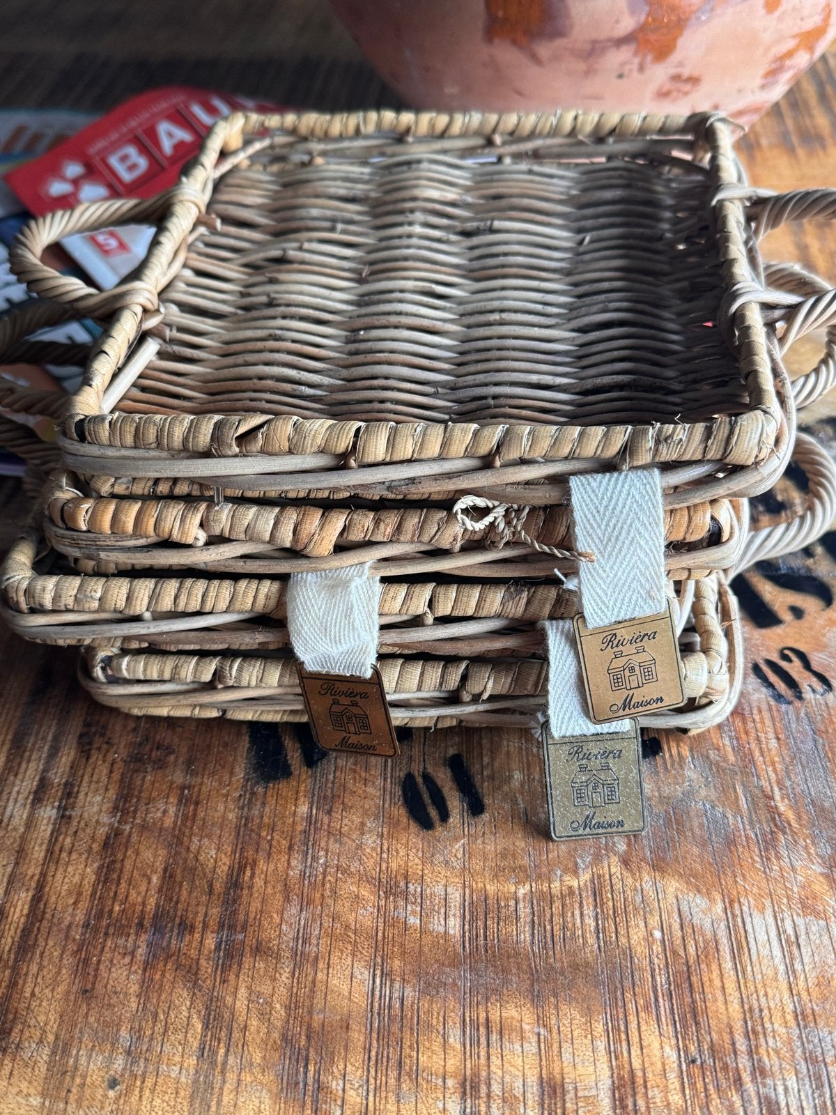 Set van 4 Riviera Maison rieten onderzetters/mini dienblad, Gebruikt, Gevlochten, Overige typen, Vierkant