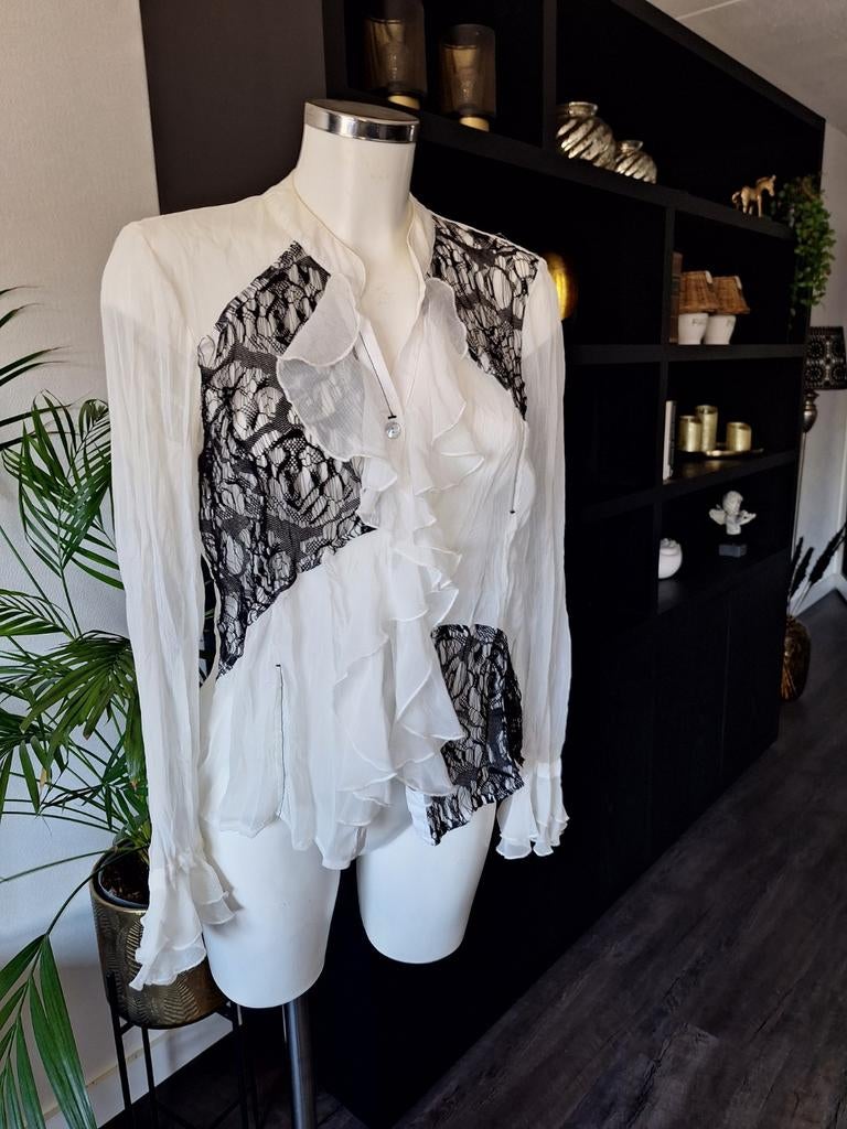 Biba blouse D 42.  38 40 kleine 42, Maat 38/40 (M), Wit, Biba, Ophalen of Verzenden
