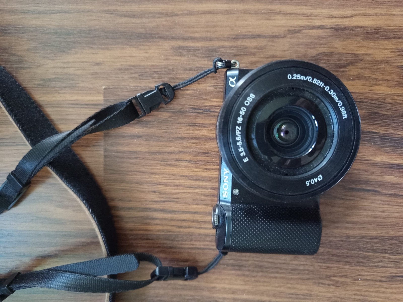 Sony Alpha A5000 camera, 16-50mm lens+accessoir, Compact, Ophalen of Verzenden, Zo goed als nieuw, Sony