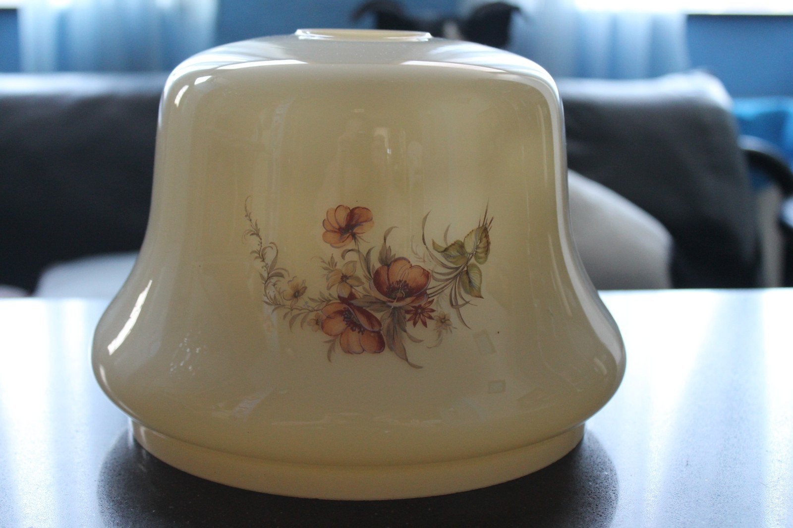 Prachtig retro vintage glazen lampenkap met bloemen., 14 cm, Overige typen, Rond, Ophalen of Verzenden