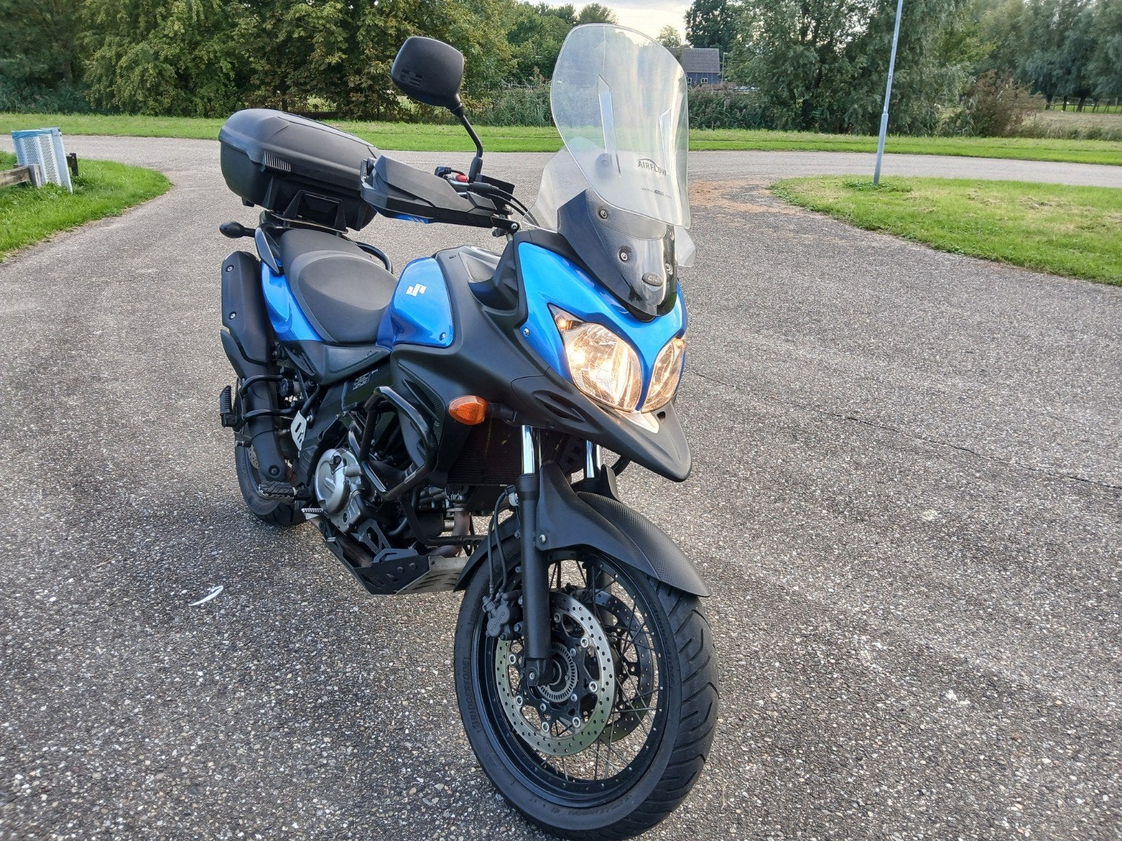 Foto 7 van Suzuki V-Strom 650 – 2015 – 59.000 km met Garanti