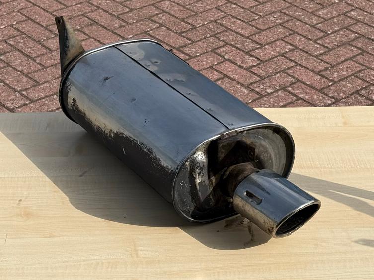 Mitsubishi Lancer Evo 4/5/6 OEM uitlaat demper, Ophalen of Verzenden, Gebruikt, Mitsubishi