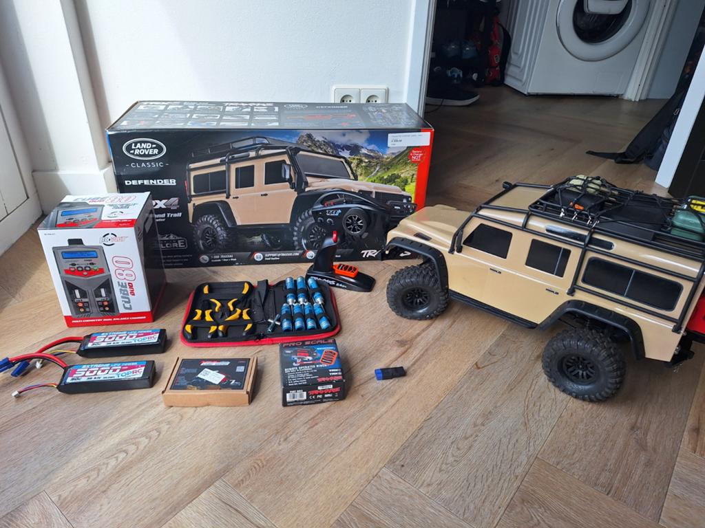 Traxxas trx4 1/10 Defender crawler met lier en verlichting., Ophalen of Verzenden, Auto offroad