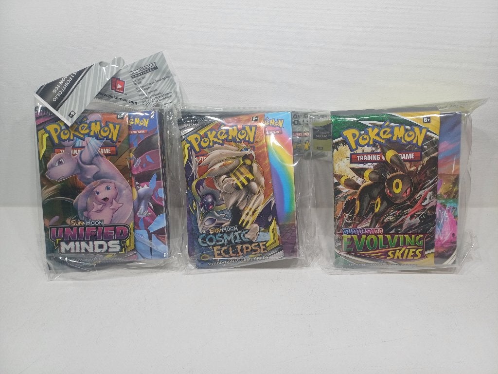 Pokemon Sun & Moon - Sword & Shield Mini Portfolio Sealed, Ophalen of Verzenden, Nieuw, Booster
