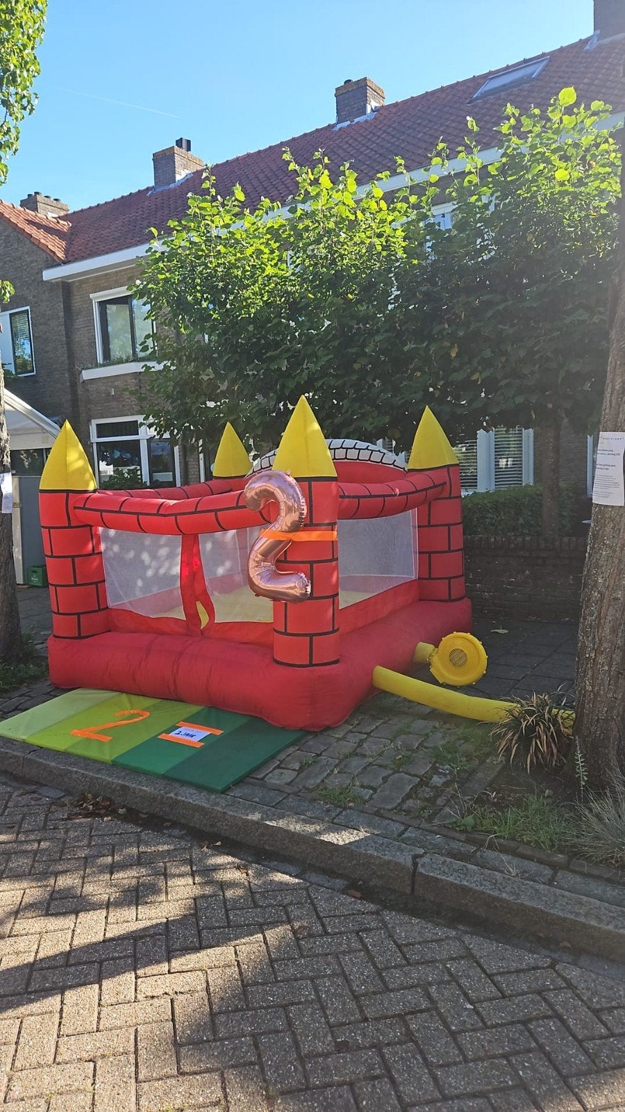 Te Koop: Klein springkussen voor peuters, Ophalen, Gebruikt