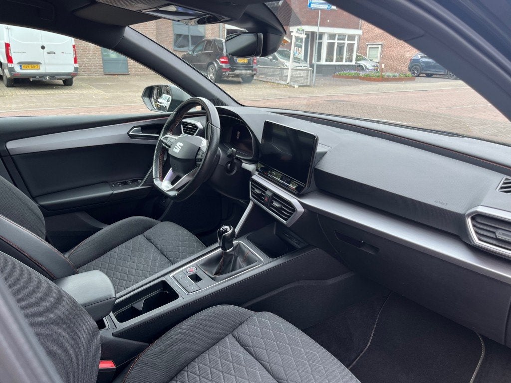 Seat LEON SPORTSTOURER 1.5 TSI FR BUSINESS INT. 150PK / ECC, Voorwielaandrijving, 4 cilinders, 150 pk, Leon