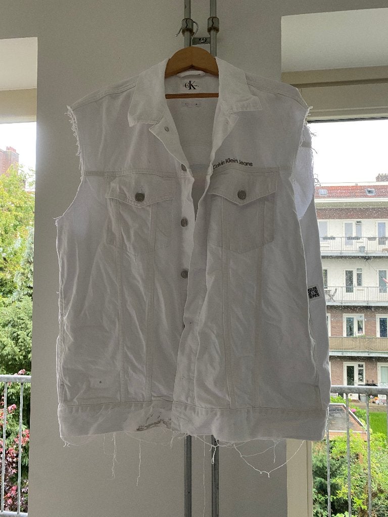 Pride Calvin klein “ this is love” jeans jas, Calvin Klein, Maat 48/50 (M), Wit, Nieuw