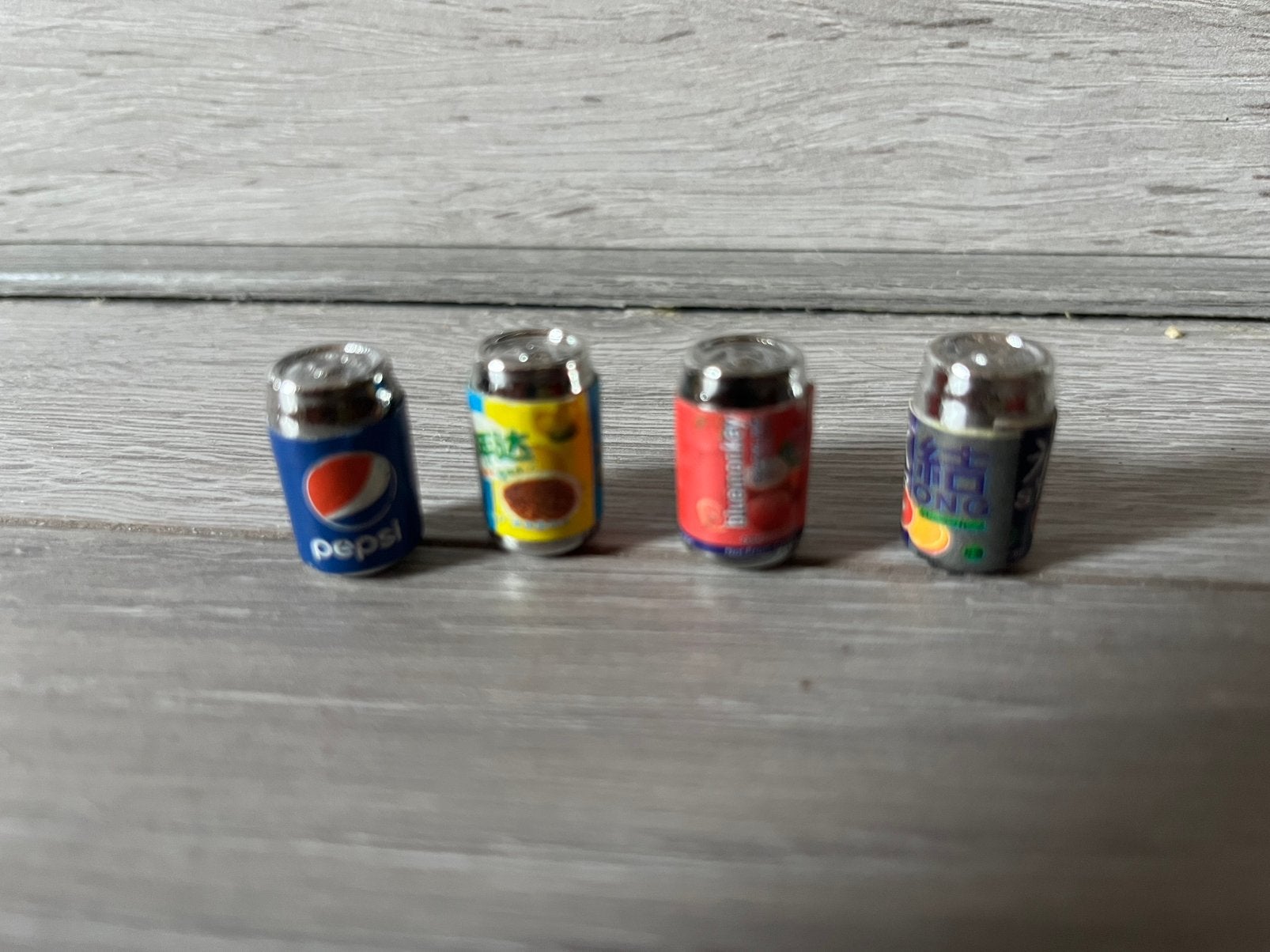 4 blikjes drinken incl verzenden, Ophalen, Nieuw, Poppenhuis