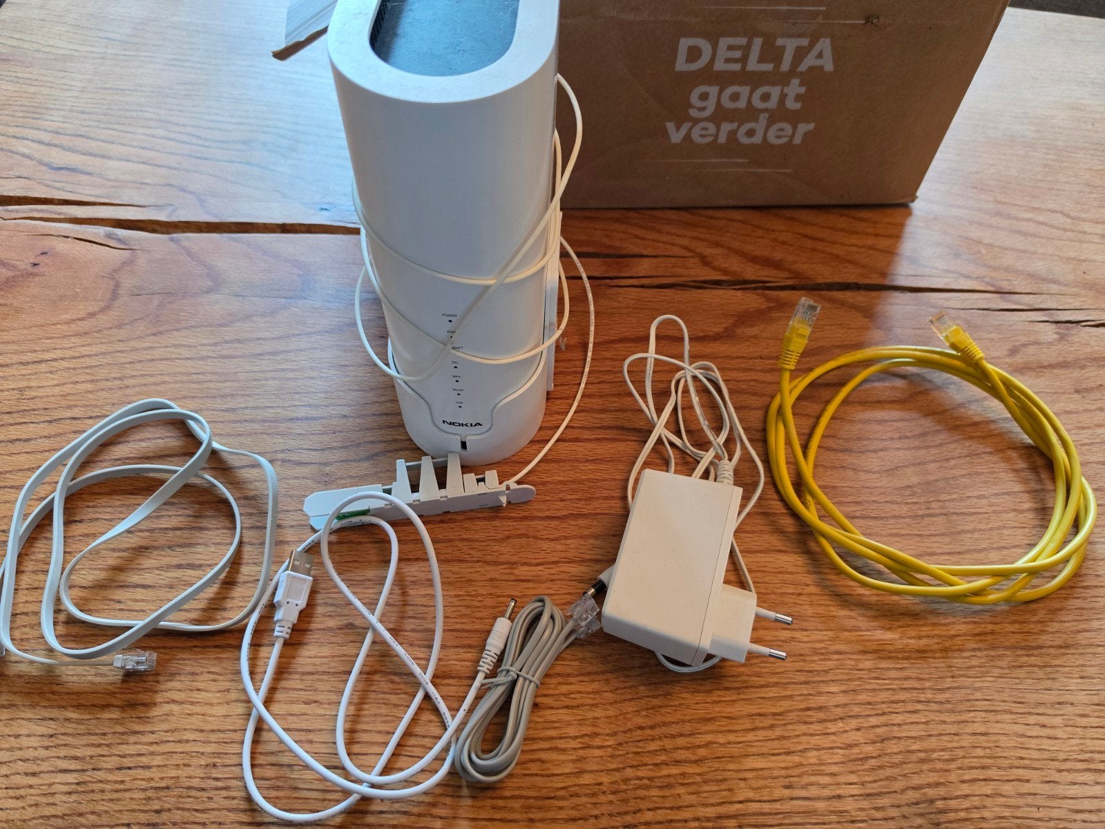 Nokia XS-250SE-B Router met modem (DELTA), Computers en Software, Routers en Modems, Zo goed als nieuw, Router met modem, Ophalen of Verzenden
