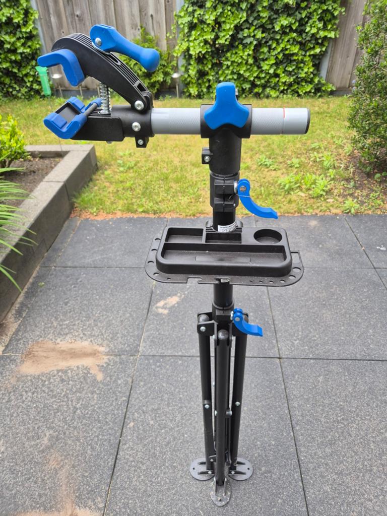 Crivit fiets-montagesteun, Fietsen en Brommers, Fietsaccessoires | Fietsgereedschap, Zo goed als nieuw, Overig gereedschap, Ophalen