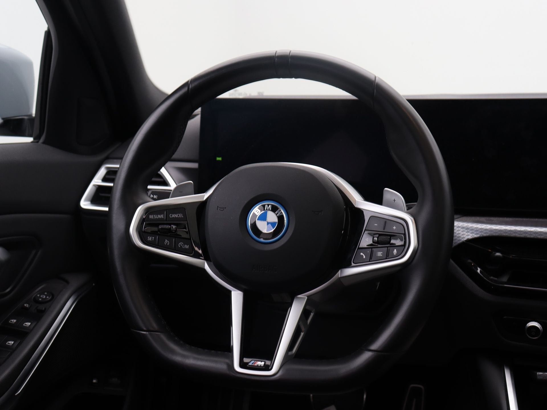 BMW 3 Serie Touring 330e | M Sport | Trekhaak (bj 2025), Automaat, Achterwielaandrijving, Gebruikt, 4 cilinders