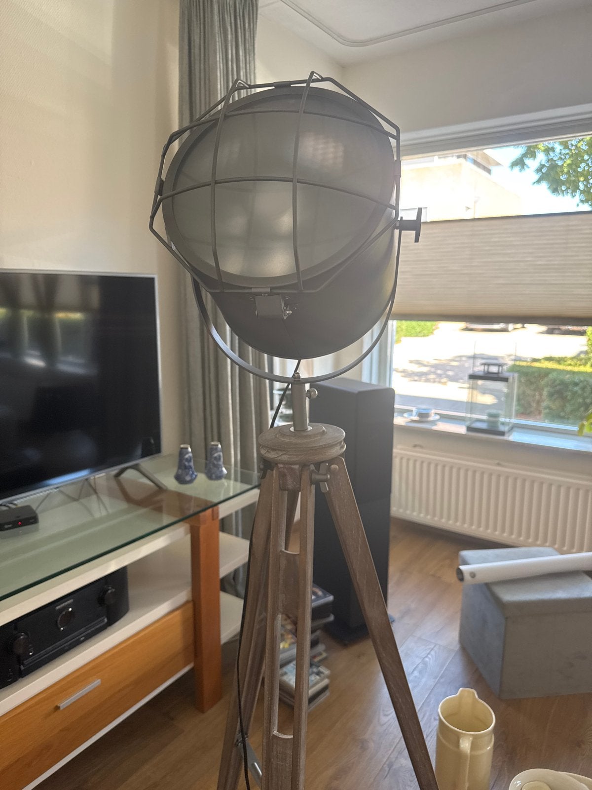 Stoere industriële vloerlamp op driepoot, Ophalen, E27 (groot), Zo goed als nieuw, 150 tot 200 cm