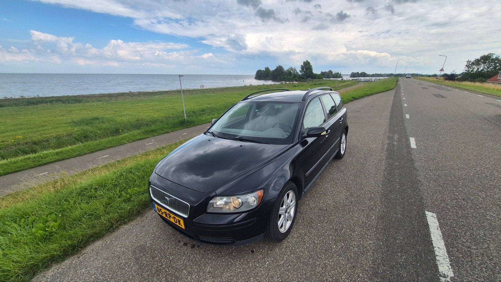 Volvo V50 2.4 140PK 2005 Zwart, 700 kg, Zwart, Origineel Nederlands, Particulier