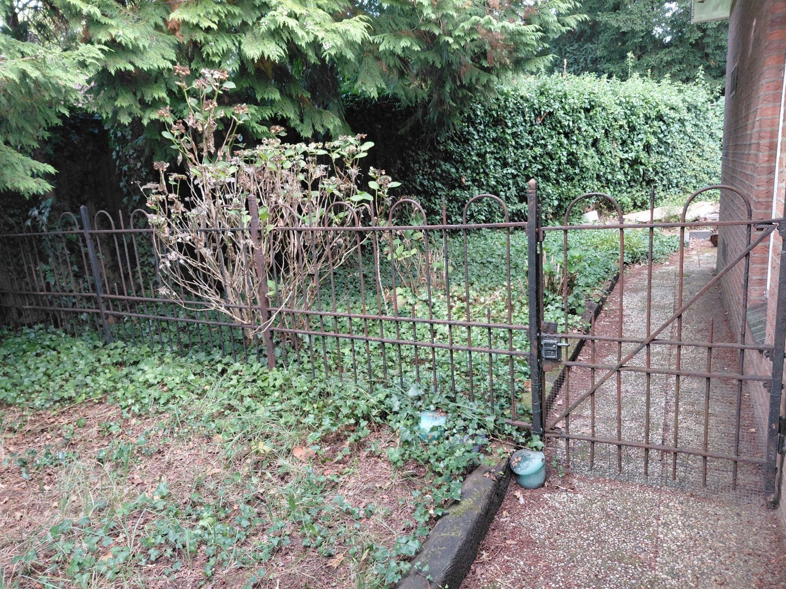 Oud ijzeren hekwerk met poort, Ophalen, Met poort, Gebruikt, Tuinhek