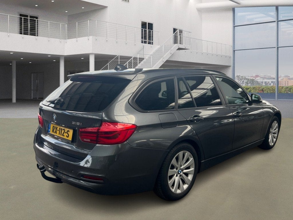 BMW 3-serie Touring 318i Corporate Lease Executive AUTOMAAT, Auto's, Automaat, Dealer onderhouden, Gebruikt, Euro 6