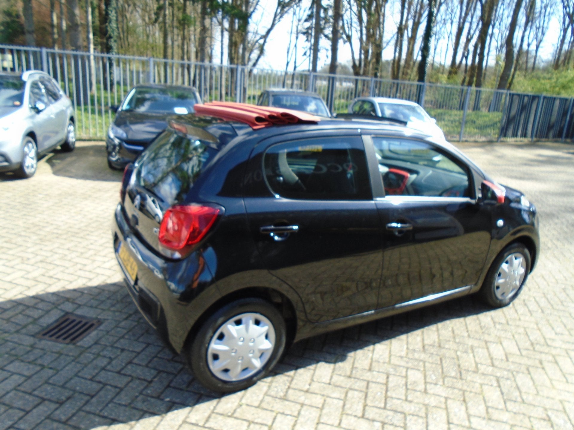 Foto 4 van Citroen C1 1.0 e-VTi Airscape Cool