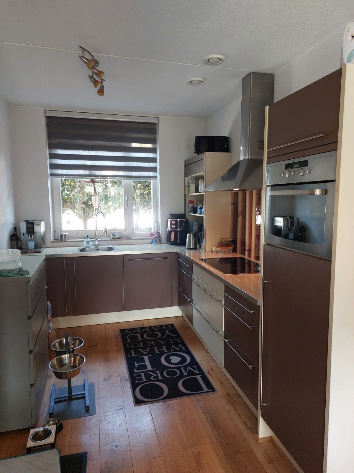 keuken te koop, Ophalen, Zo goed als nieuw, Bruin, Hoekkeuken