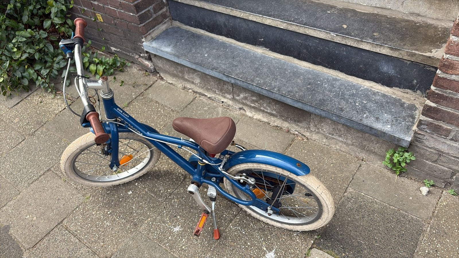 B'Twin kinderfiets 16 inch - Blauw, Ophalen, Gebruikt, Terugtraprem, 16 tot 20 inch
