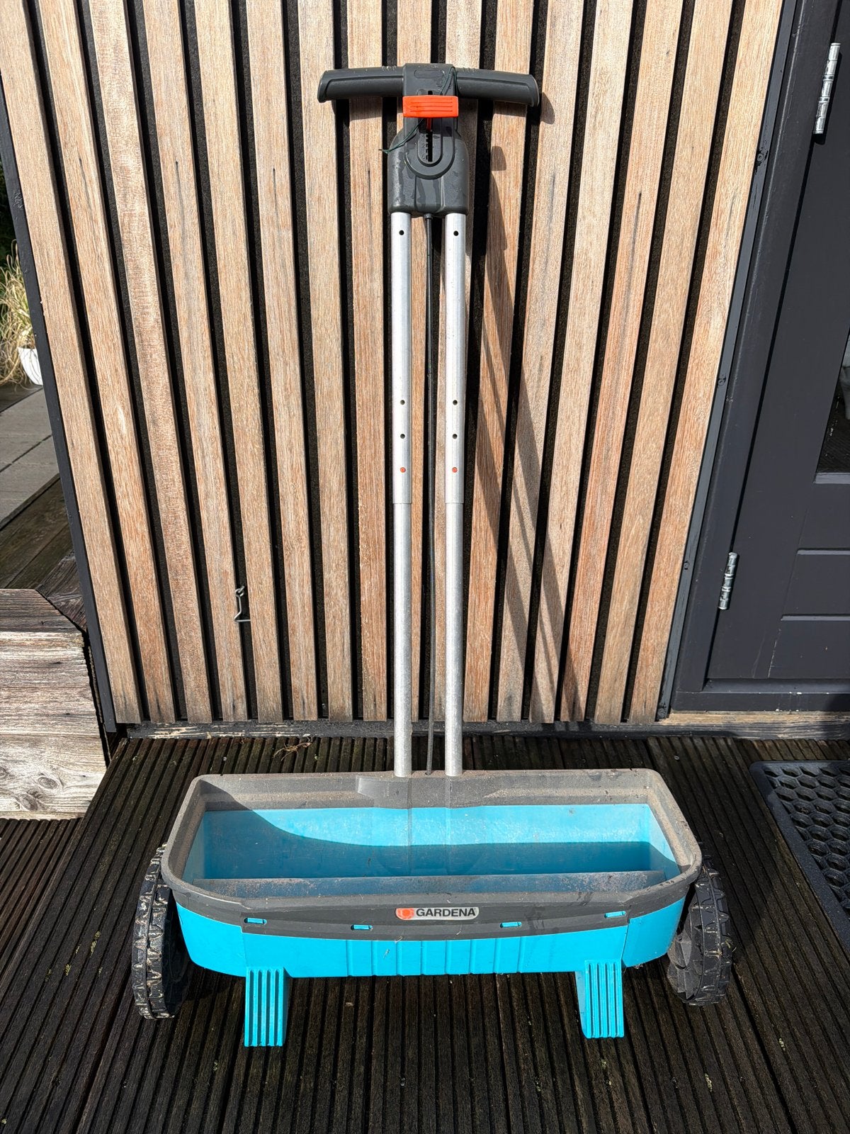 Gardena Strooiwagen - Perfect voor zaad en mest, Ophalen, Gebruikt