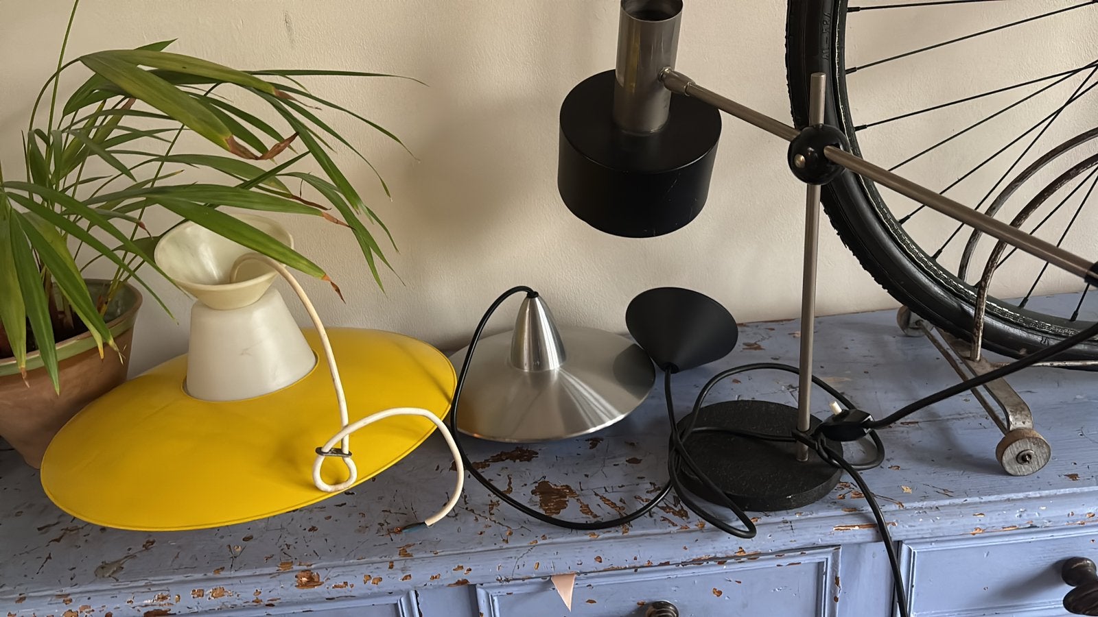 Veel design lampen Hala Anvia Philips vintage, Ophalen of Verzenden, Zo goed als nieuw