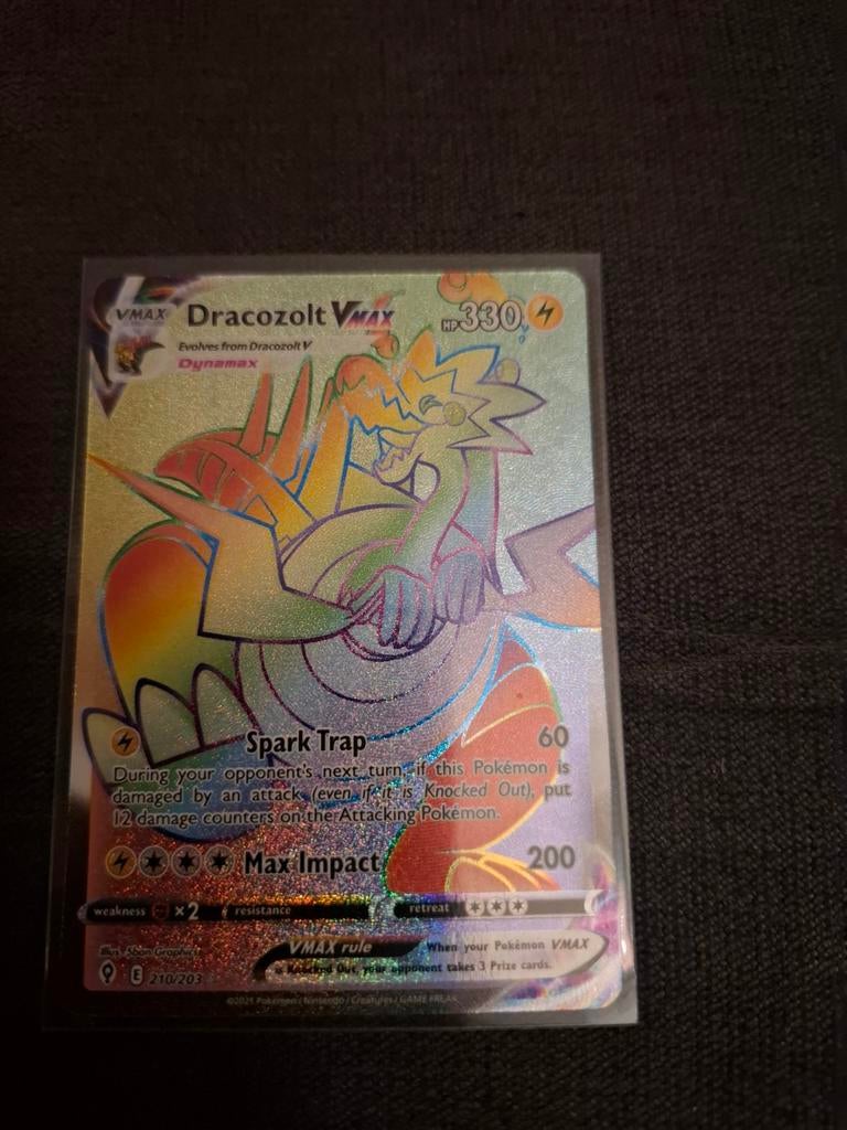 Dracozolt VMAX Rainbow Rare Pokémon Kaart, Hobby en Vrije tijd, Verzamelkaartspellen | Pokémon, Zo goed als nieuw, Losse kaart