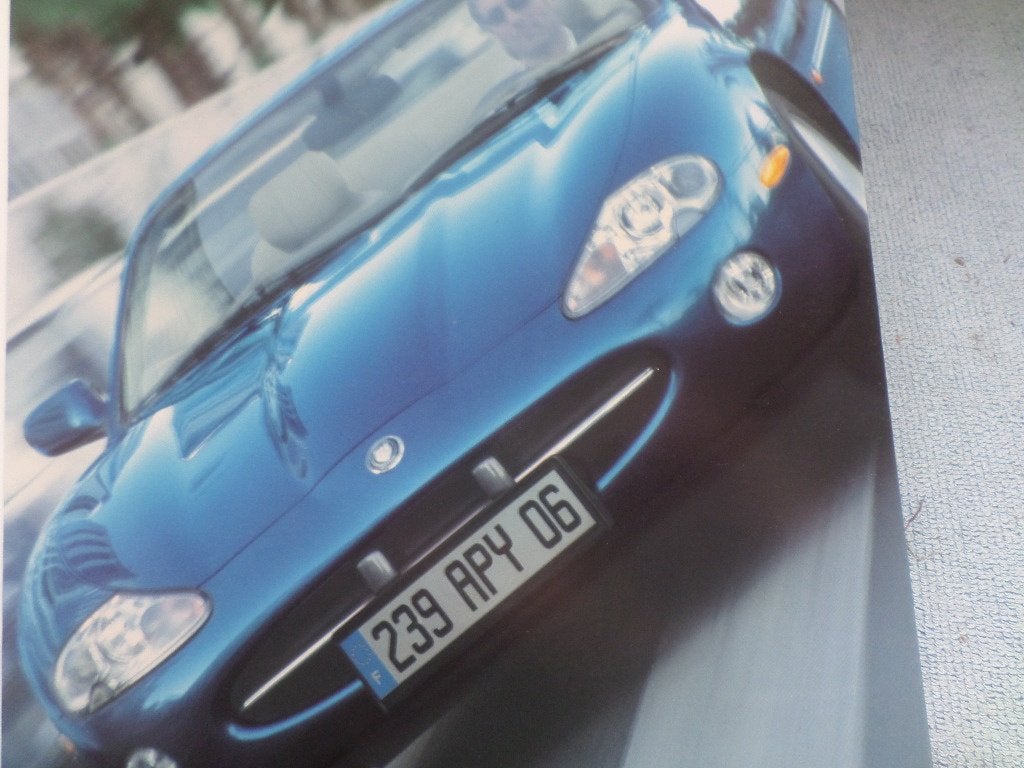 Jaguar XK8 & XKR 2002 Brochure, Ophalen of Verzenden, Zo goed als nieuw, Overige merken