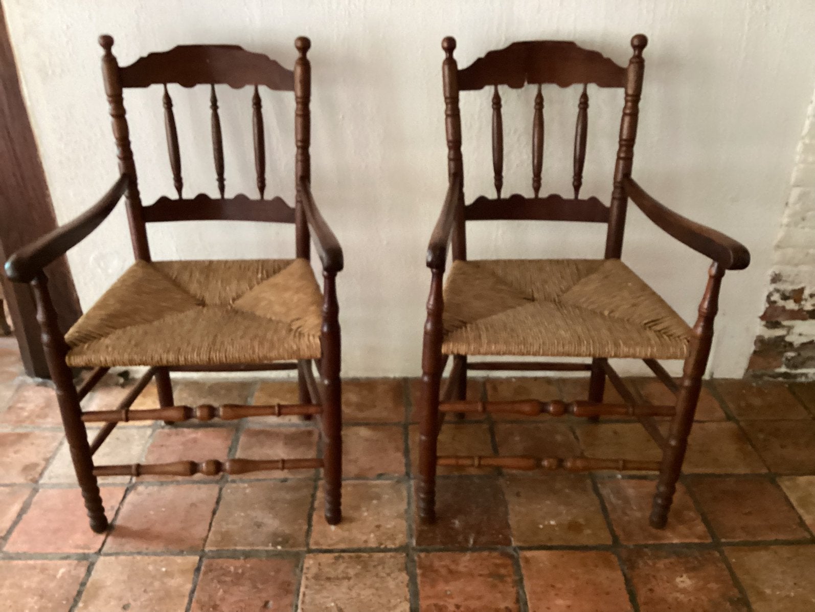 Antieke kerkstoelen met zijleuning, Ophalen