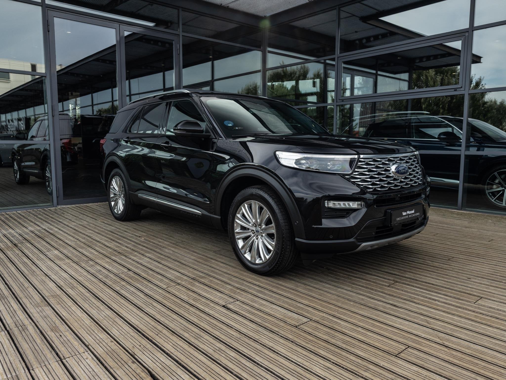 Ford Explorer 3.0 V6 ECOBOOST | PHEV | PLATINUM | 7-ZITTER |, 12 maanden, 14 kWh, Euro 6, Zwart