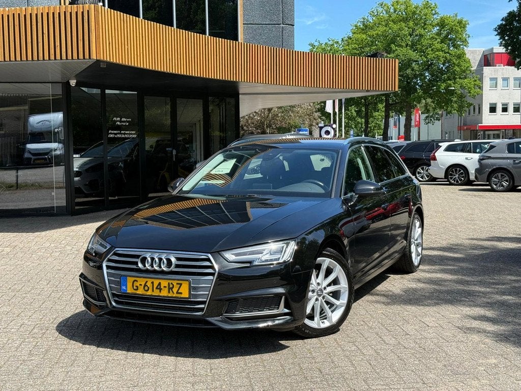 Audi A4 Avant 35 TFSI Design Pro Line|Rijklaar!|Trekhaak|Lee, Auto's, Audi, Gebruikt, 4 cilinders, Zwart, Leder