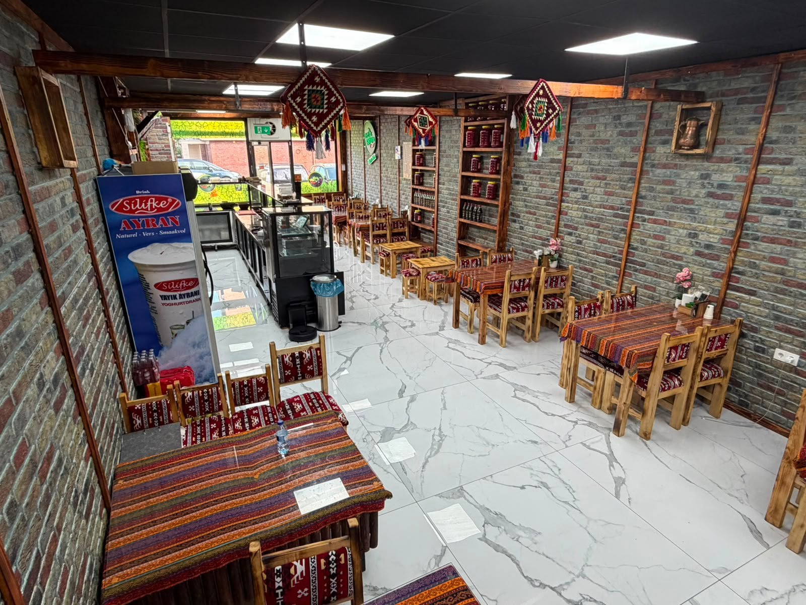 Horeca overname Utrecht, Zakelijke goederen, Exploitaties en Overnames