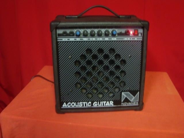 Gebruikt: Novanex AG-30 Acoustic Guitar versterker 20260403, Minder dan 50 watt, Ophalen of Verzenden, Mteurope@outlook.com, NOVANEX