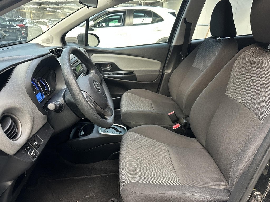 Toyota Yaris 1.5 Hybrid Aspiration, Auto's, Gebruikt, Euro 6, 4 cilinders, Bedrijf