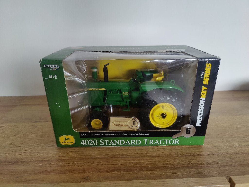 1/16 John Deere 4020 Standard, Precision Key Series #6, Overige merken, Ophalen of Verzenden, Zo goed als nieuw, Groter dan 1:32