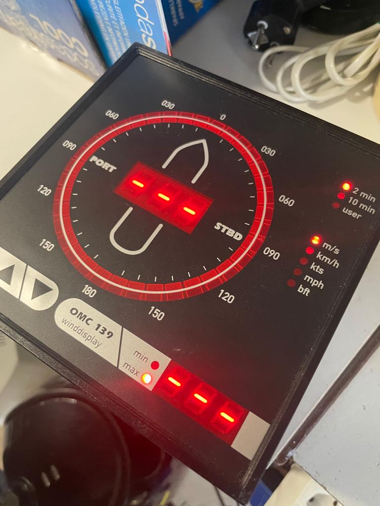 OMC-139 LED-windbeeldscherm (van Observator Instruments), Watersport en Boten, Navigatiemiddelen en Scheepselektronica, Ophalen of Verzenden